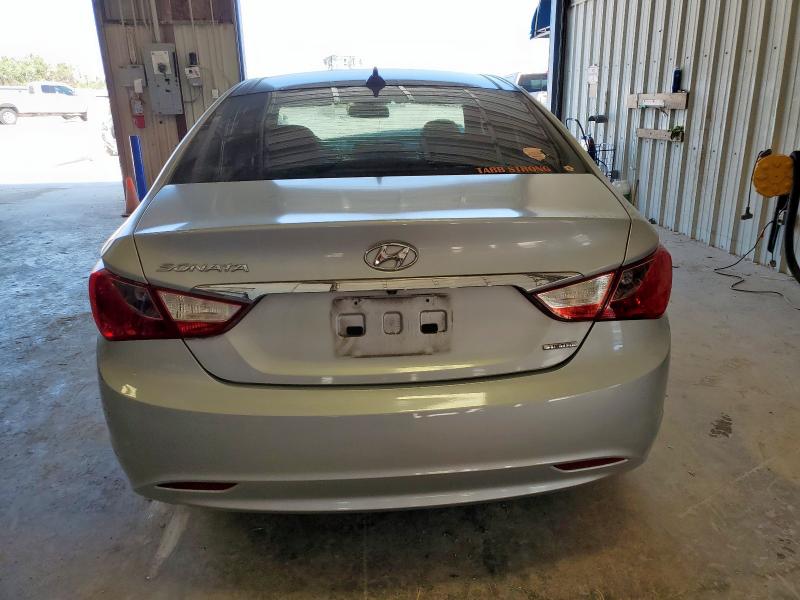 Photo 6 from auction – 2012 HYUNDAI SONATA SE with VIN 5NPEC4AC6CH471588