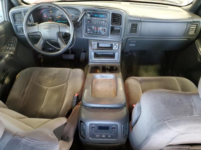 Photo 8 from auction – 2005 GMC NEW SIERRA with VIN 2GTEK13T551124028
