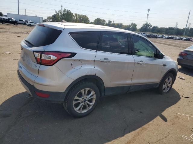 Photo 3 from auction – 2017 FORD ESCAPE SE with VIN 1FMCU9GD7HUC64802