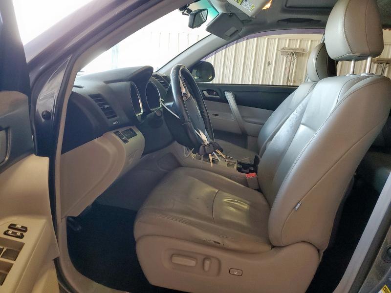 Photo 7 from auction – 2011 TOYOTA HIGHLANDER with VIN 5TDZK3EH2BS035544