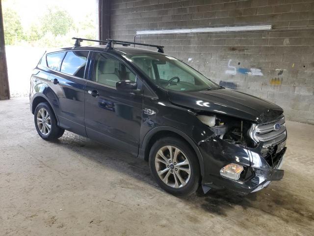 Photo 4 from auction – 2017 FORD ESCAPE SE with VIN 1FMCU0GD3HUC06200