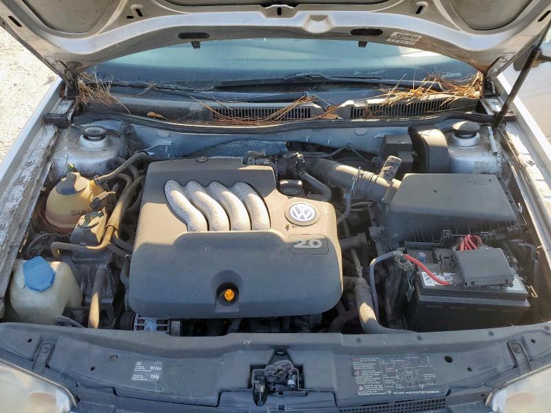 Photo 11 from auction – 2002 VOLK JETTA GLS with VIN 3VWSB69M42M108047