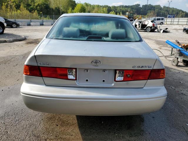 Photo 6 from auction – 2001 TOYOTA CAMRY CE with VIN 4T1BG22K11U848733