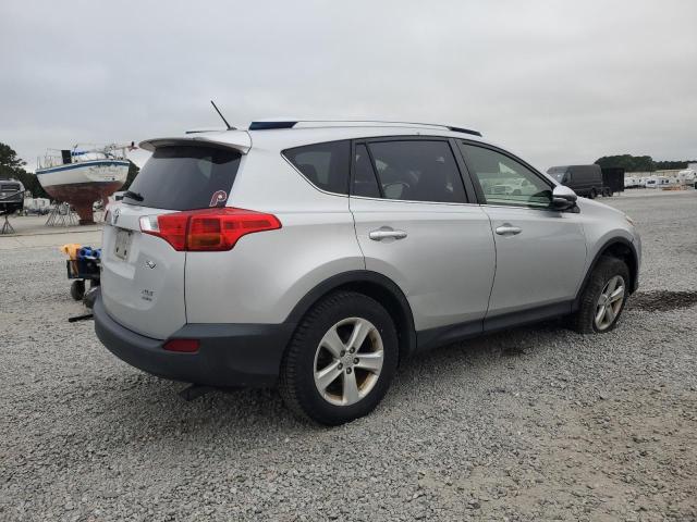 Photo 3 from auction – 2013 TOYOTA RAV4 XLE with VIN JTMRFREV4DD030003