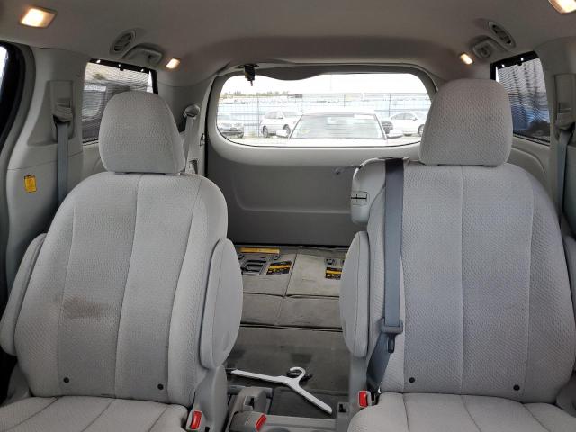 Photo 10 from auction – 2012 TOYOTA SIENNA LE with VIN 5TDKK3DC8CS195999