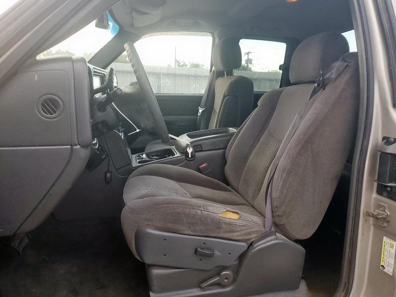 Zdjęcie 7 z aukcji – 2006 CHEVROLET SILVERADO z VIN 1GCHK29D06E185922