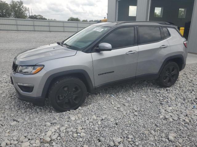 JEEP COMPASS LA 2018 with VIN 3C4NJDBB6JT432587 - Photo from auction