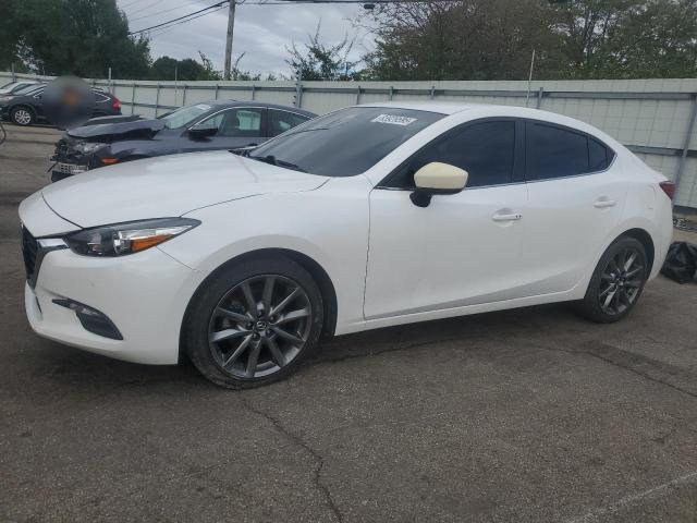 MAZDA 3 TOURING 2018 with VIN 3MZBN1V3XJM160563 - Photo from auction