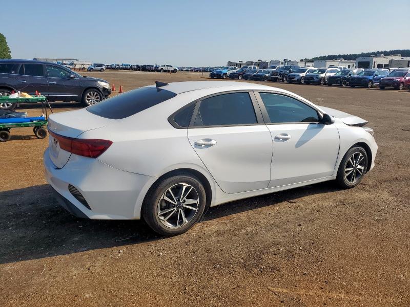Photo 3 from auction – 2023 KIA FORTE LX with VIN 3KPF24AD2PE507934