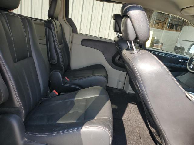 Photo 11 from auction – 2014 CHRYSLER TOWN & COU with VIN 2C4RC1BG0ER422894