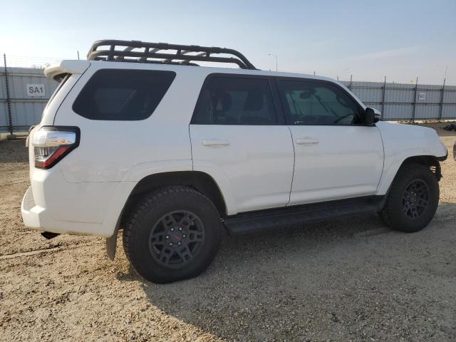 Photo 3 from auction – 2017 TOYOTA 4RUNNER SR with VIN JTEBU5JR3H5429618
