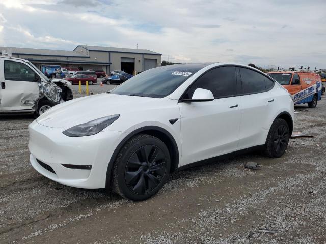 TESLA MODEL Y 2025 with VIN 7SAYGDEE6SF220440 - Photo from auction