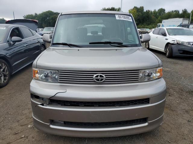 Photo 5 from auction – 2005 TOYOTA SCION XB with VIN JTLKT324050182425