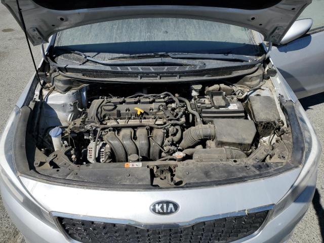 Photo 11 from auction – 2018 KIA FORTE LX with VIN 3KPFL4A78JE174346