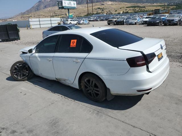 Photo 2 from auction – 2018 VOLKSWAGEN JETTA S with VIN 3VW2B7AJ4JM237606