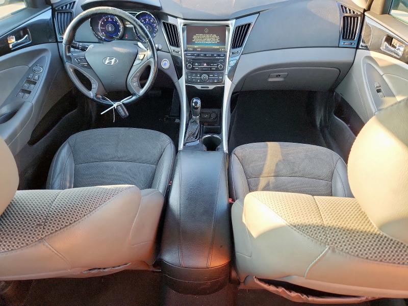 Photo 8 from auction – 2014 HYUNDAI SONATA with VIN 5NPEC4AC3EH837915