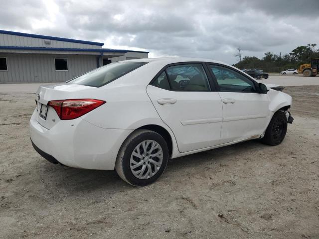 Photo 3 from auction – 2017 TOYOTA COROLLA L with VIN 5YFBURHE8HP665750