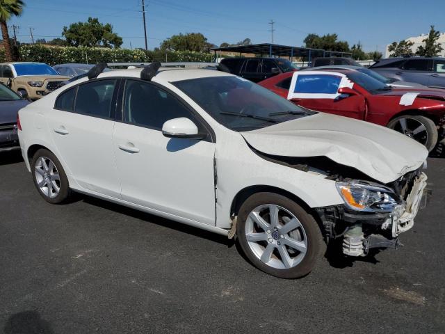 Photo 4 from auction – 2016 VOLVO S60 with VIN YV1612TJ4G2404516