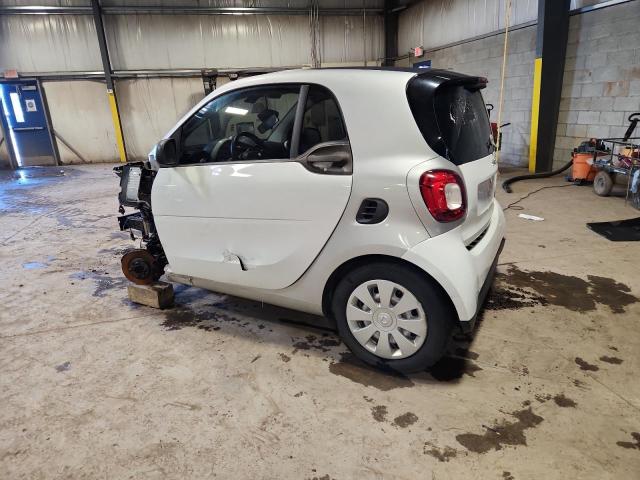 Photo 2 from auction – 2016 SMART FORTWO with VIN WMEFJ5DA9GK127823