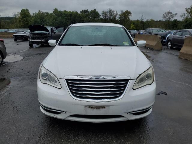 Photo 5 from auction – 2014 CHRYSLER 200 LX with VIN 1C3CCBAB2EN211120