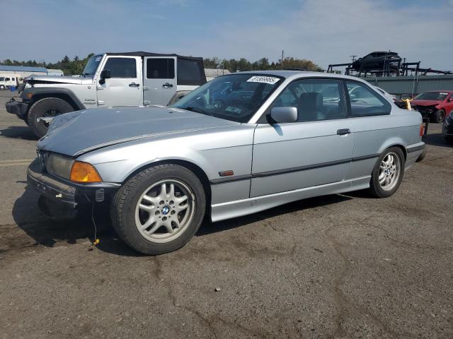 BMW 328 IS 1996 مع رقم تعريف المركبة WBABG132XTET02469 - صورة من المزاد