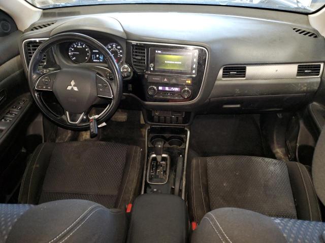 Photo 8 from auction – 2018 MITSUBISHI OUTLANDER SE with VIN JA4AD3A34JZ016437