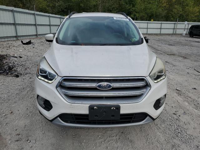 Photo 5 from auction – 2017 FORD ESCAPE SE with VIN 1FMCU9G92HUE04878