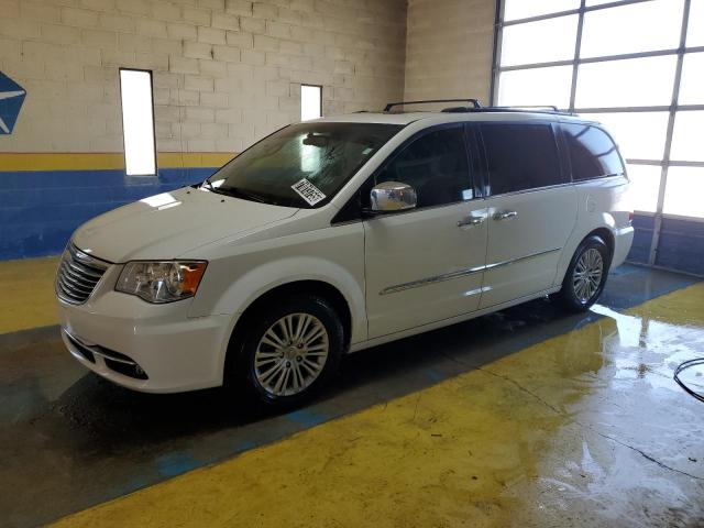 Photo 1 from auction – 2016 CHRYSLER TOWN & COU with VIN 2C4RC1CG8GR305730