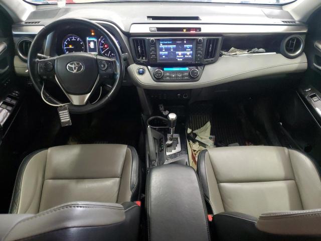 Photo 8 from auction – 2017 TOYOTA RAV4 LIMIT with VIN JTMDFREV3HD209777