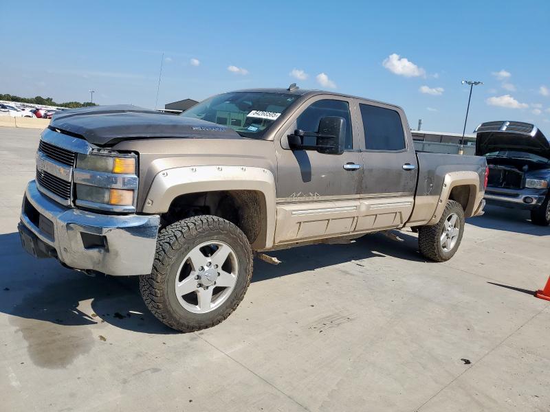 CHEVROLET SILVERADO 2015 with VIN 1GC1KWE84FF104240 - Photo from auction