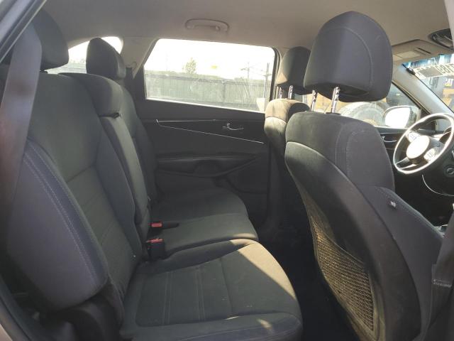 Photo 11 from auction – 2017 KIA SORENTO LX with VIN 5XYPGDA53HG306580