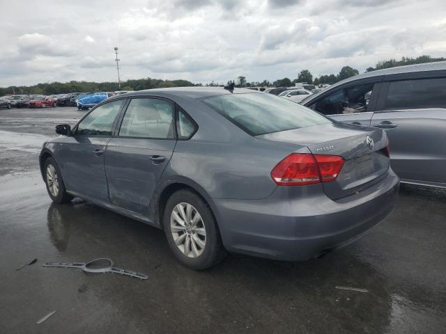 Photo 2 from auction – 2014 VOLKSWAGEN PASSAT S with VIN 1VWAS7A3XEC117832