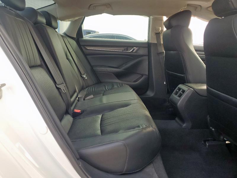Photo 10 from auction – 2018 HONDA ACCORD EXL with VIN 1HGCV2F50JA024003
