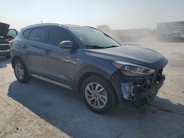 Photo 4 from auction – 2017 HYUNDAI TUCSON LIM with VIN KM8J33A43HU294167
