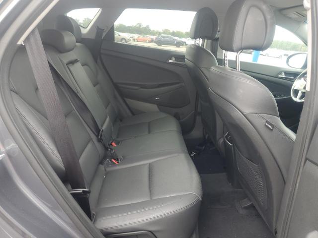 Photo 11 from auction – 2017 HYUNDAI TUCSON LIM with VIN KM8J3CA44HU510883