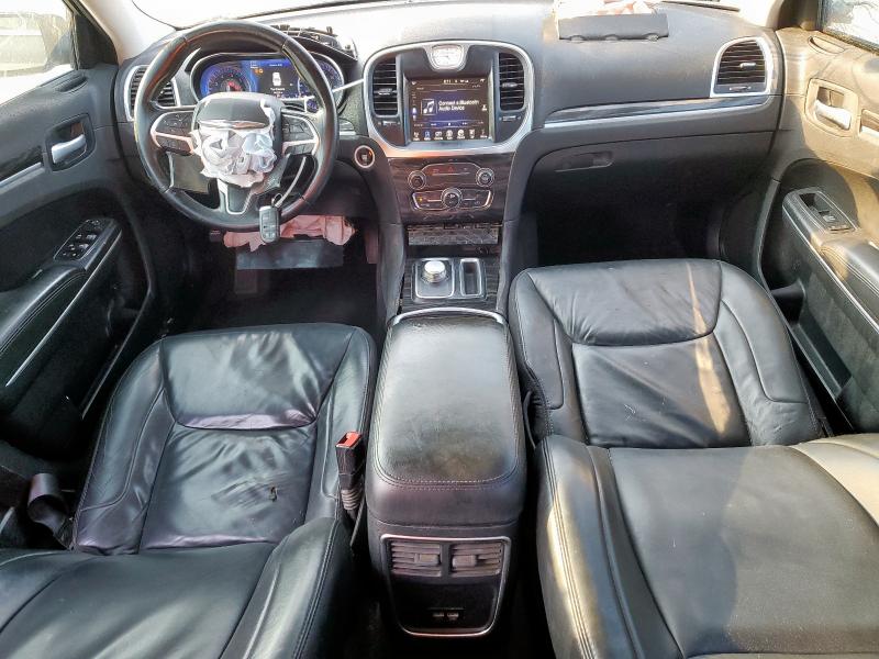 Photo 8 from auction – 2016 CHRYSLER 300 LIMITE with VIN 2C3CCAAG3GH321093