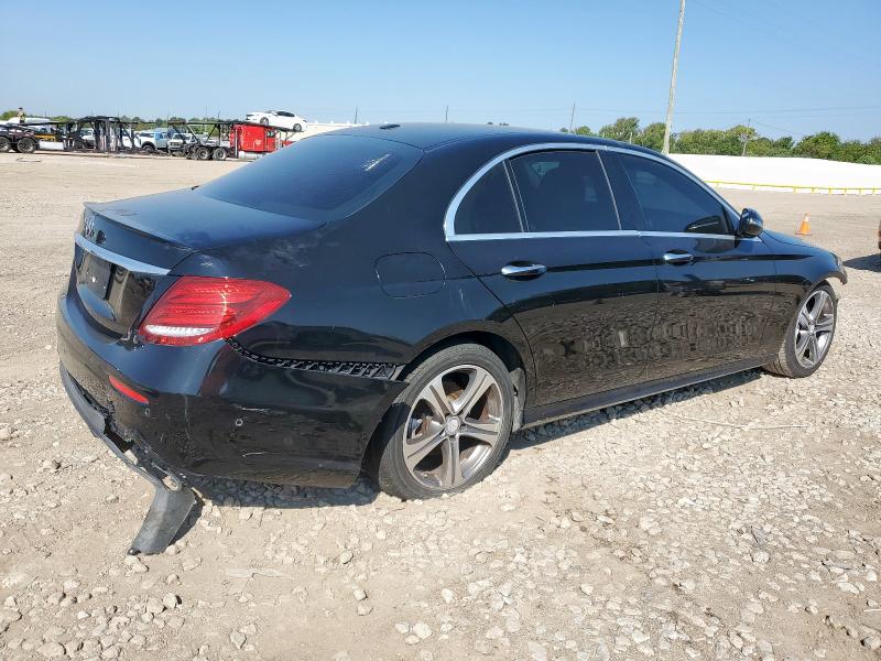 Photo 3 from auction – 2017 MERCEDES-BENZ E 300 with VIN WDDZF4JB4HA104080