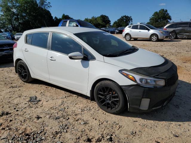 Photo 4 from auction – 2017 KIA FORTE LX with VIN KNAFK5A82H5686978