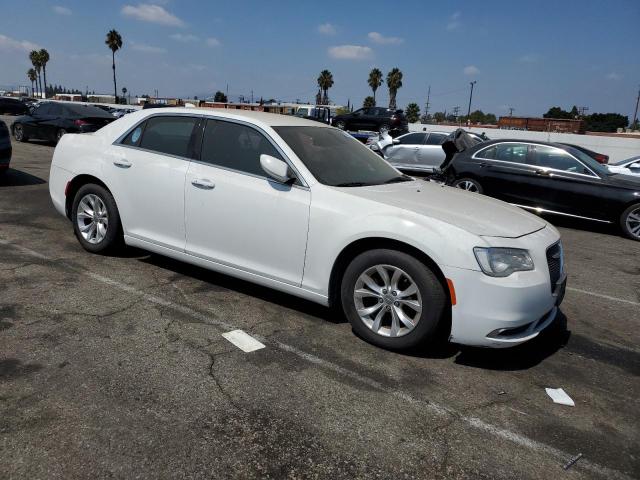 Photo 4 from auction – 2015 CHRYSLER 300 LIMITE with VIN 2C3CCAAG4FH893594
