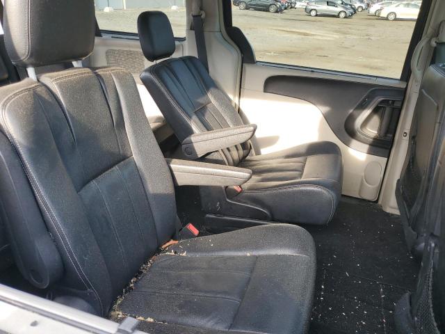 Photo 11 from auction – 2016 CHRYSLER TOWN & COU with VIN 2C4RC1BG2GR238706
