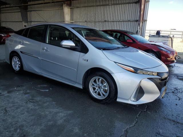 Photo 4 from auction – 2022 TOYOTA PRIUS PRIM with VIN JTDKAMFP4N3209605