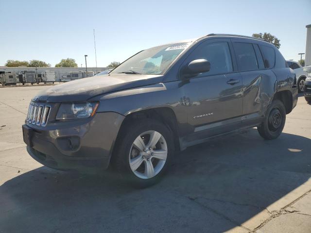 JEEP COMPASS SP 2017 with VIN 1C4NJDBB2HD142900 - Photo from auction