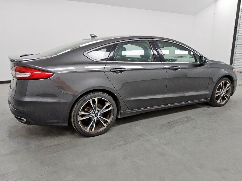 Photo 3 from auction – 2020 FORD FUSION TIT with VIN 3FA6P0D98LR152472