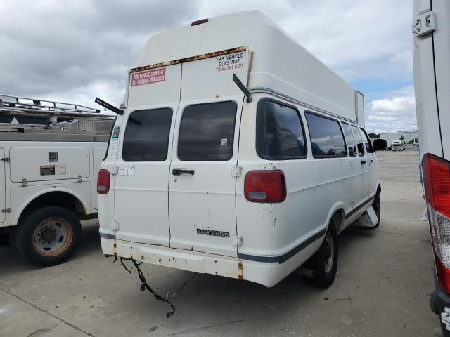 Photo 3 from auction – 2002 DODGE RAM VAN B3 with VIN 2B7LB31Z62K117167