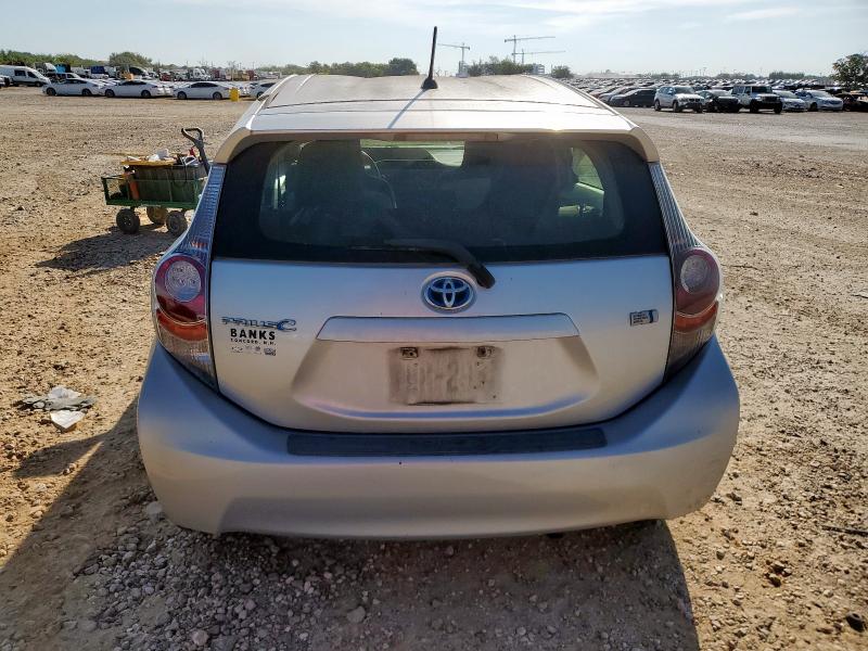 Photo 6 from auction – 2012 TOYOTA PRIUS C with VIN JTDKDTB33C1020599