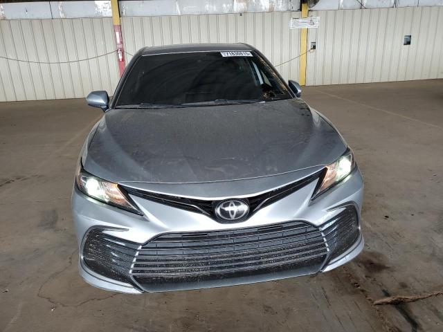 Photo 5 from auction – 2022 TOYOTA CAMRY with VIN 4T1C11AK6NU668901