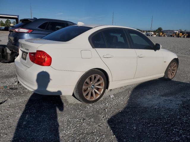 Photo 3 from auction – 2011 BMW 328 I SULE with VIN WBAPH5C5XBF094381