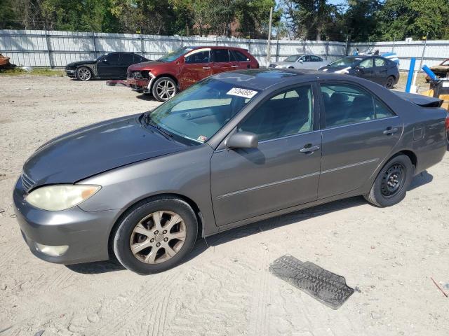 TOYOTA CAMRY LE 2005 with VIN 4T1BE30K15U987779 - Photo from auction