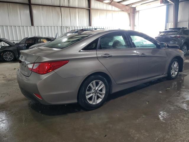 Photo 3 from auction – 2014 HYUNDAI SONATA GLS with VIN 5NPEB4AC4EH865452