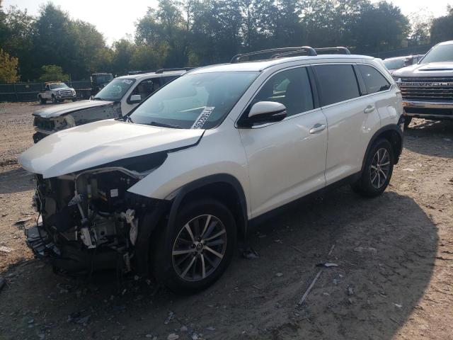 TOYOTA HIGHLANDER 2019 with VIN 5TDKZRFHXKS553576 - Photo from auction